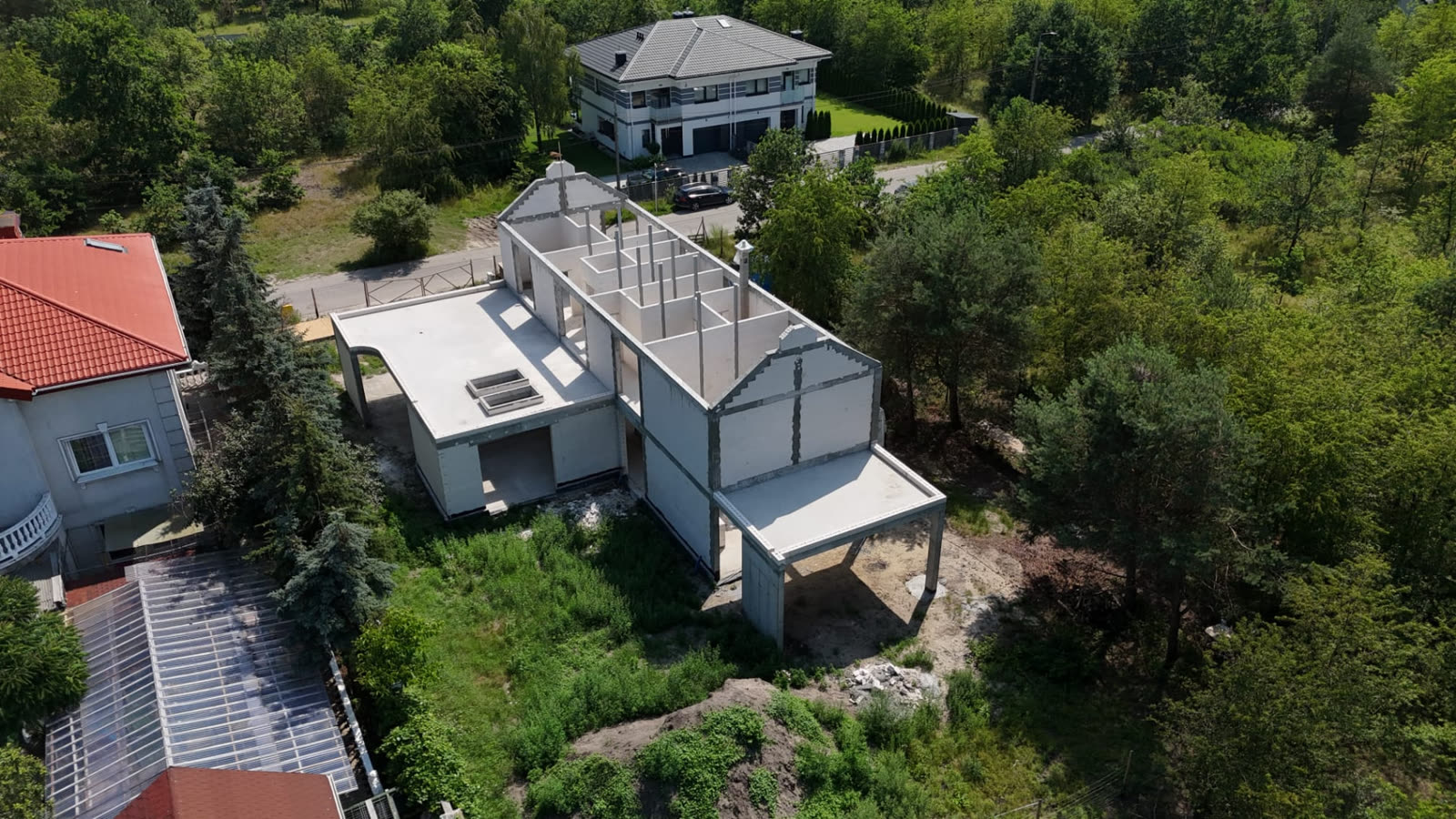 Dom Józefów — budownictwo mieszkaniowe, realizacja Kryzma Construction